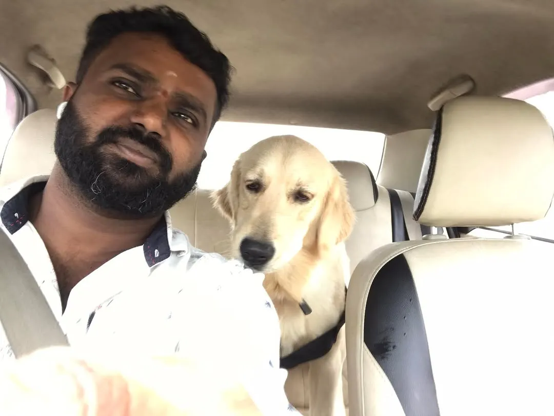 A quick selfie with a happy passenger. I am personally involved in every trip to make sure your pet feels safe and comfortable.