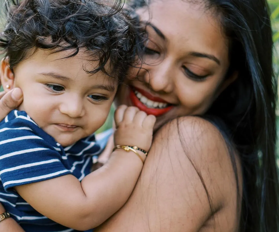 There's a special kind of magic in the quiet moments between a mother and her child. I focus on capturing that gentle connection and the unspoken love that fills the frame, creating timeless portraits you'll cherish.