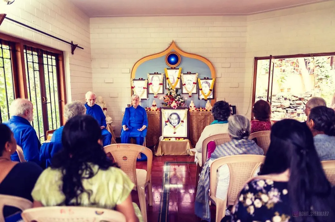 Join our satsang, a gathering in truth. Here, our spiritual directors Nayaswami Jyotish and Devi share wisdom from our masters with a community of devotees at our Bangalore retreat.