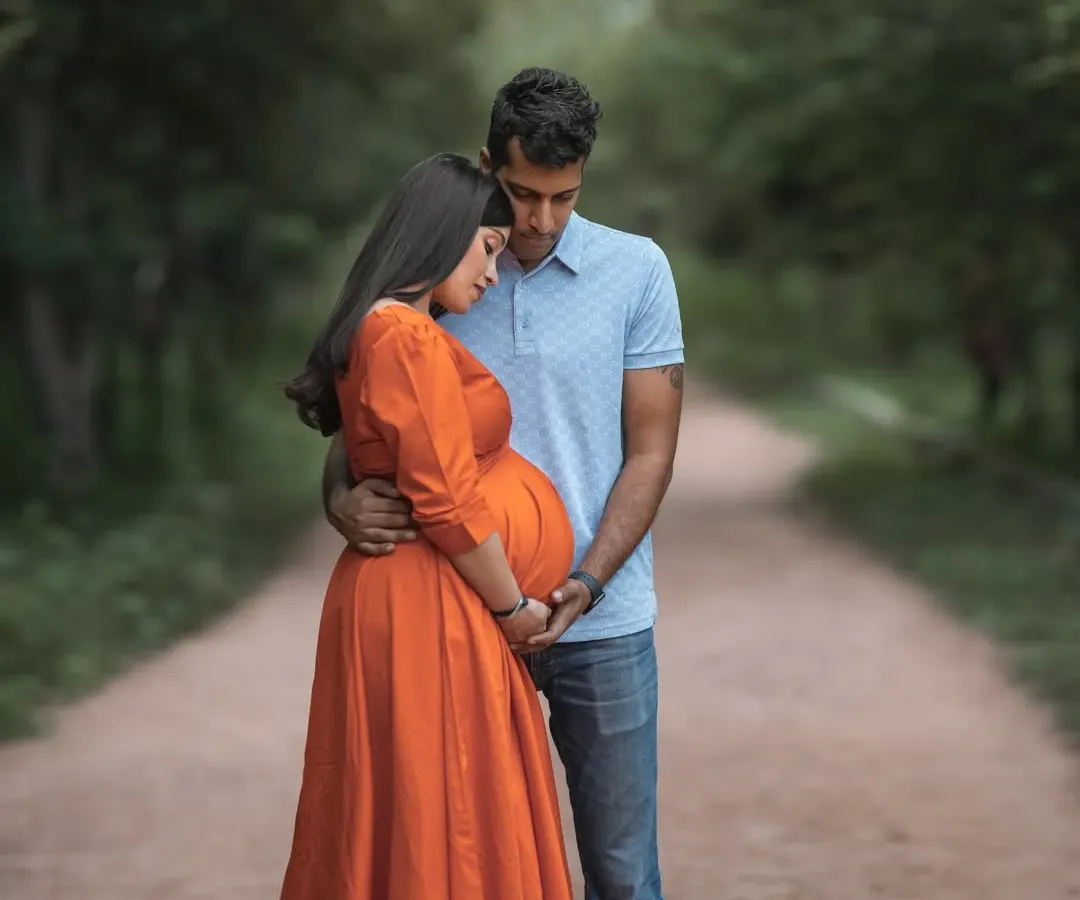 For those who prefer sunlight and open spaces, I create dreamy outdoor portraits like this one. Here, in the soft light of a Bangalore grove, we captured a quiet moment of anticipation and connection between the couple, letting the natural beauty of the surroundings complement their own.
