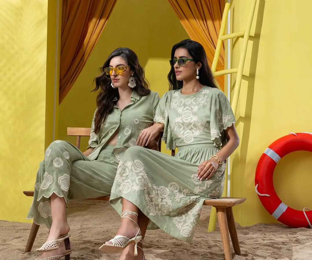 For Boho-Chic's summer collection, we constructed a complete indoor beach set, managing everything from the sand underfoot to the vibrant, sun-drenched color palette. This demonstrates our full-service set design and execution capabilities.