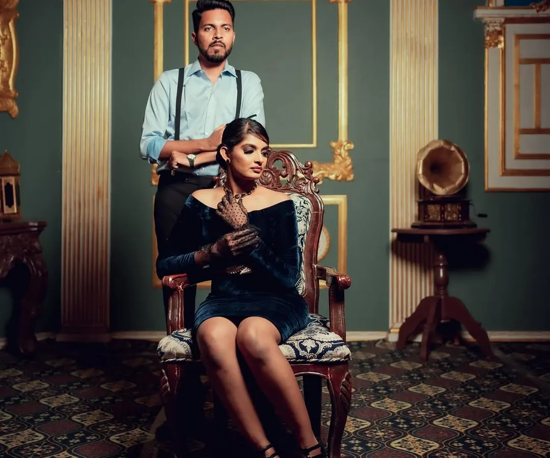 A portrait from a vintage-themed pre-wedding shoot. I love creating a complete world for my clients, using classic styling and dramatic lighting to tell a love story that feels like it's from another era.