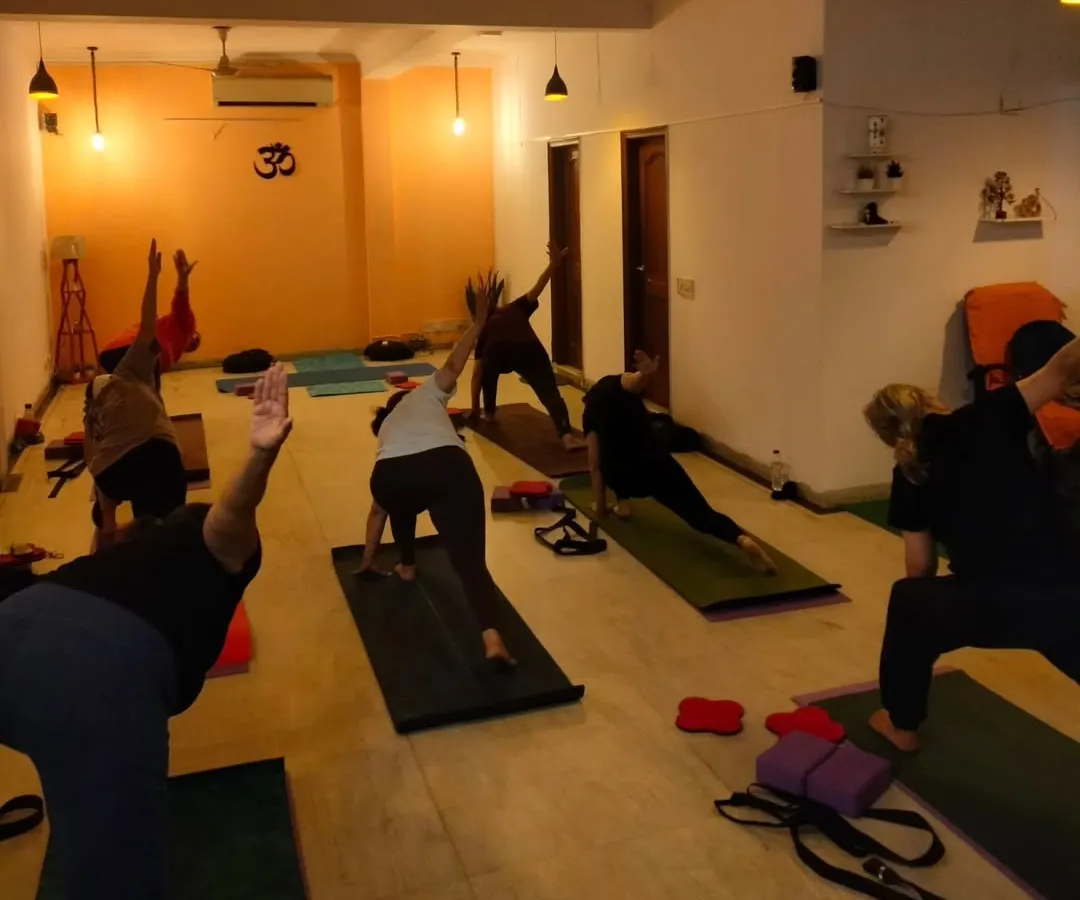 A moment from our morning group session at the GK-2 studio. Here we are moving together through a flow, focusing on alignment and breath. You can see the shared energy and focus in the room.