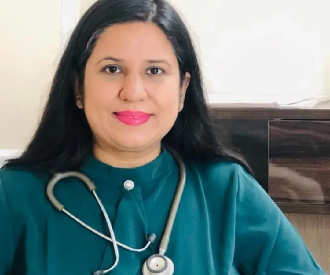 I'm Dr. Rachita Luthra, an Orthopedic Physiotherapist. My goal is to provide a warm, professional space where you feel heard and can begin your journey to a pain free life.