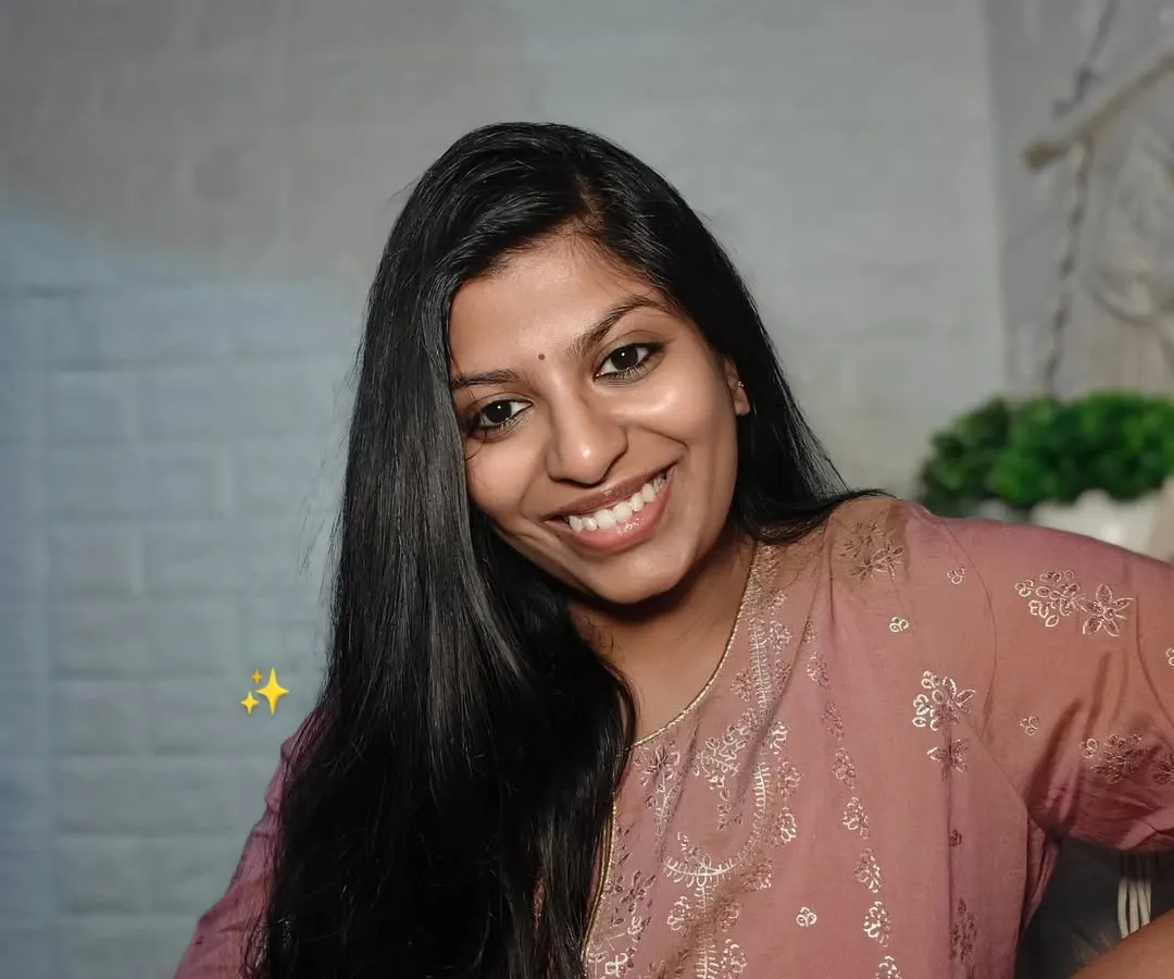Hi, I'm Anu. As a Clinical Dietician and a mom of two, I understand the challenge of balancing a busy life with healthy eating. My goal is to provide you with trustworthy, science-backed nutrition advice that is easy to follow.