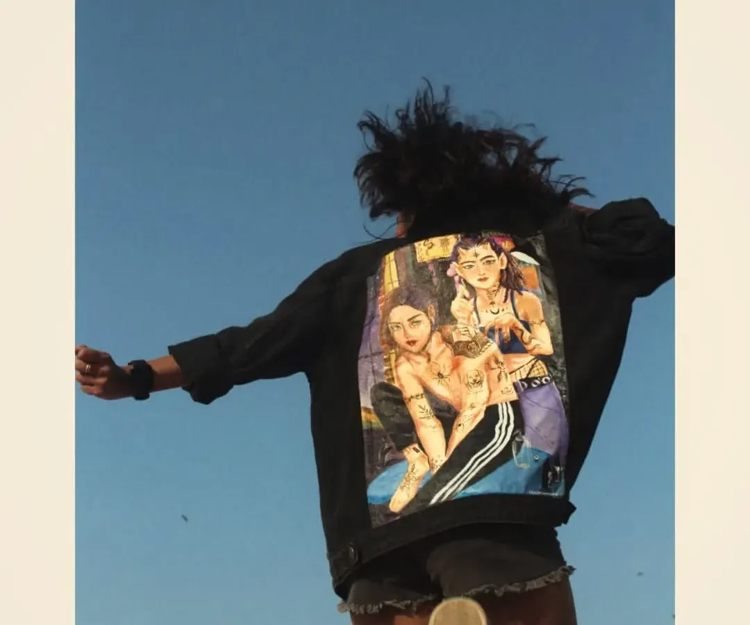 Here’s a custom black denim jacket I painted for a tattoo artist. The design is a full-back portrait that captures their unique style, complete with detailed illustrations of their own tattoos. It's a great example of how I can turn a personal story into wearable art.