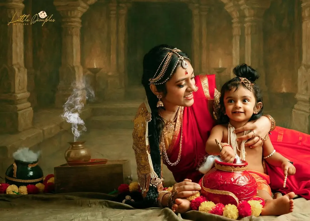 Celebrating culture and new life with a creative Janmashtami themed shoot. This mother and her little Krishna are creating memories that are both divine and deeply personal.