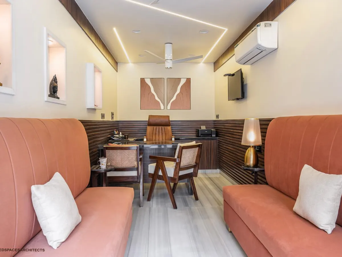 This is the final look of the Coral Vintage office. I used booth-style seating and layered lighting to create a sense of spaciousness and warmth, making every inch of this compact office functional and beautiful. Let your space speak for you.