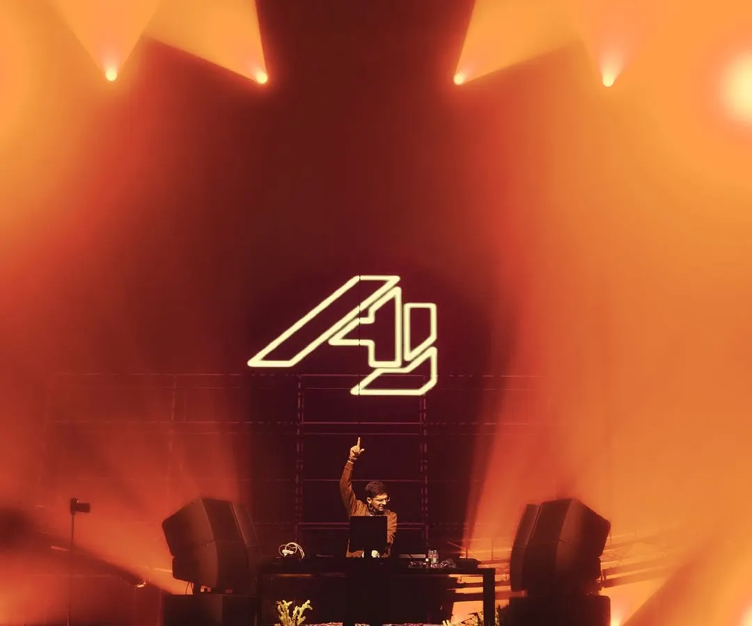 Standing before a crowd of 7,000 people at the Dome, feeling the energy of one beat. This is what it's all about: creating massive, unforgettable moments through music.
