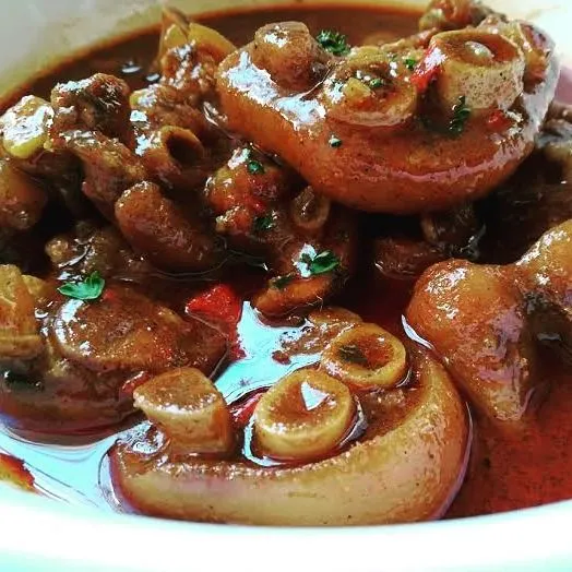 My ready-to-eat braised pork trotters, slow-cooked until tender in a rich, flavorful gravy. This is a classic Northeast comfort food, full of deep, authentic taste.