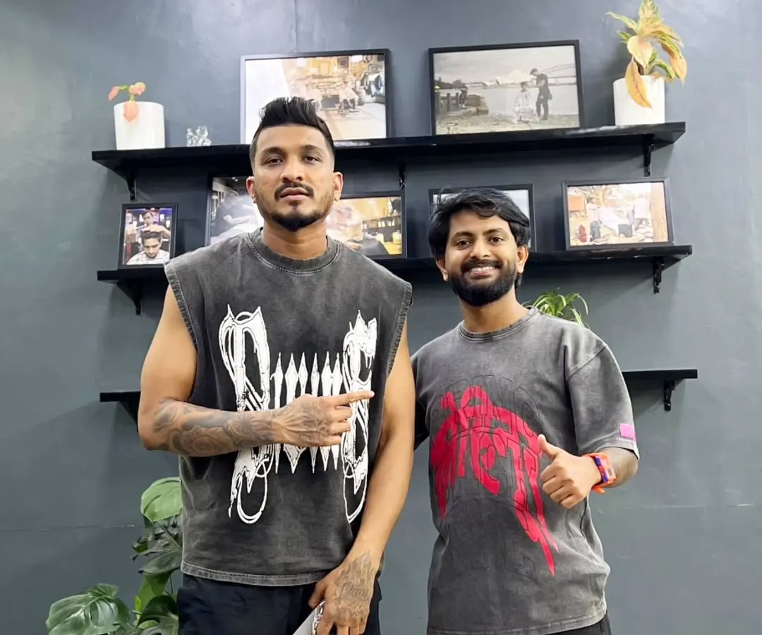 It was an honor to have the OG of Indian Hip-Hop, Vivian Divine, at the shop. Getting to work with artists I admire is a huge part of why I love this grind. It's all about chasing dreams and making things happen.