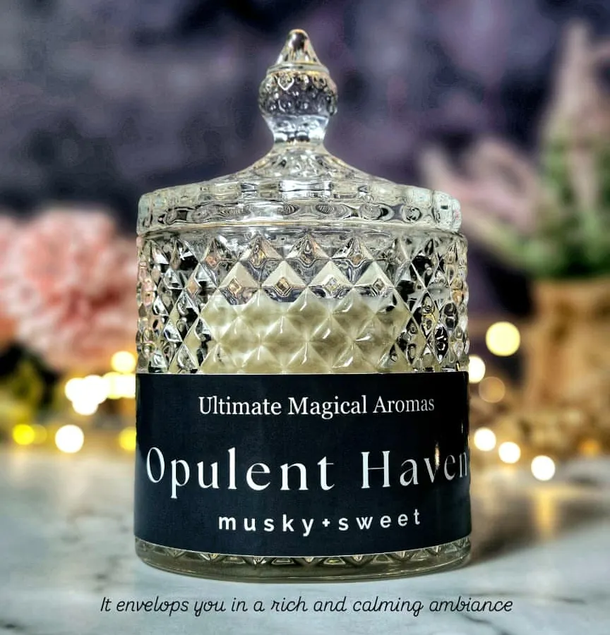 Experience a touch of luxury with my Crystal Sparkle Jar candle. This one, in the musky and sweet 'Opulent Haven' fragrance, is hand-poured with natural soy wax and designed to be a beautiful decor piece long after the flame goes out.