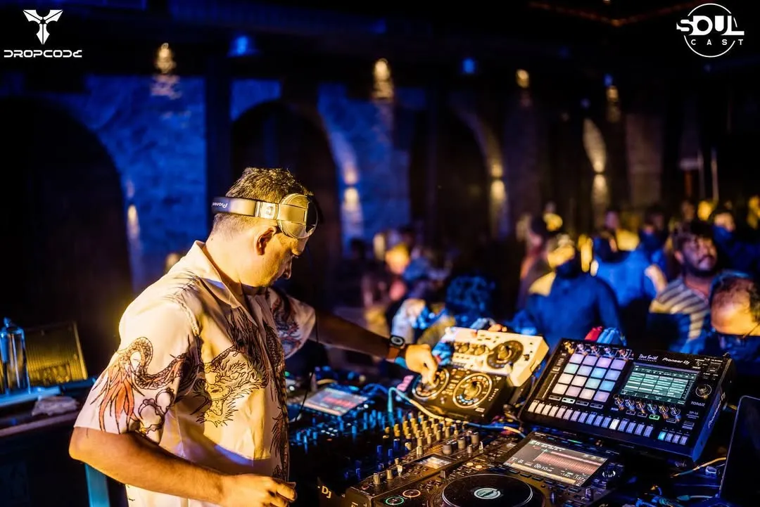 A shot from my set at Gylt Bangalore for Soul Cast. For me, a great night is about the connection between the music and the dancefloor. I'm using a combination of CDJs and my Native Instruments Maschine MK3 here to layer loops and effects, keeping the energy dynamic and engaging for the crowd.
