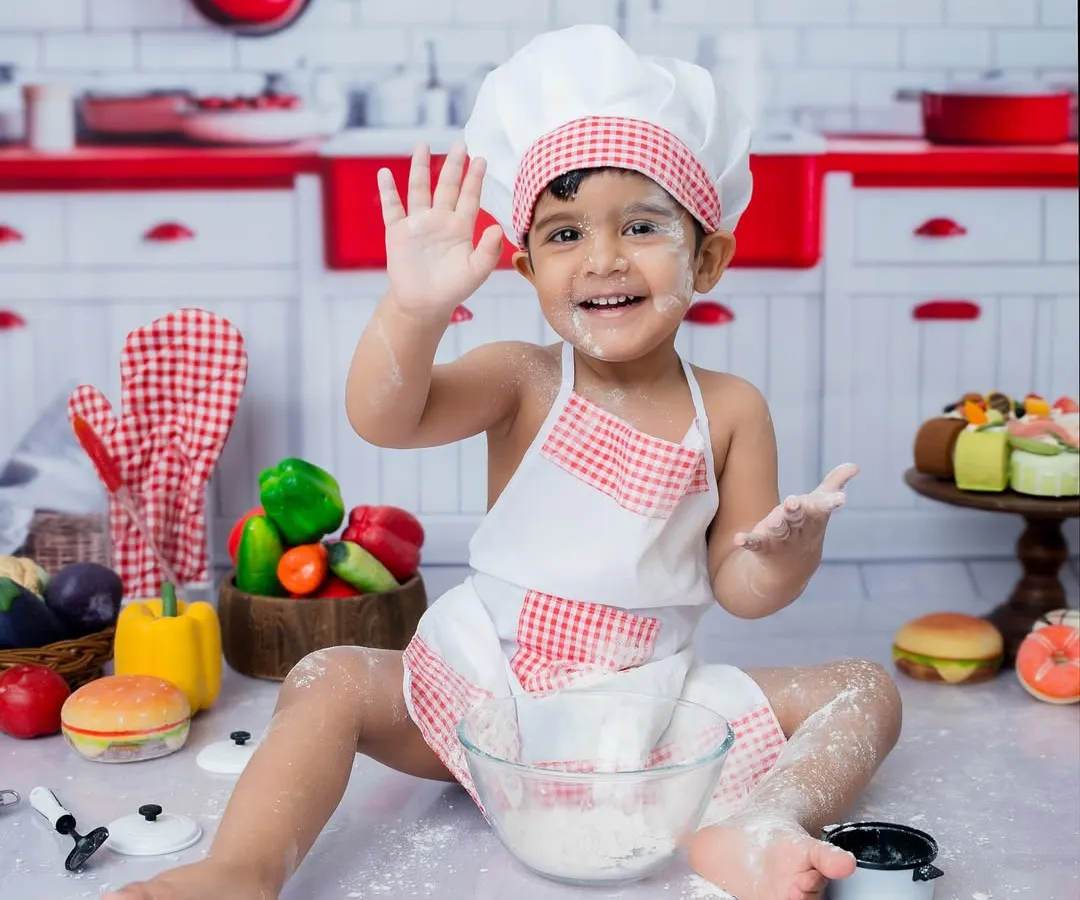 Hello there! I believe photoshoots should be fun, and what’s more fun than a mini chef with flour on their nose? This creative toddler chef photoshoot is one of my favorites for capturing playful personalities.