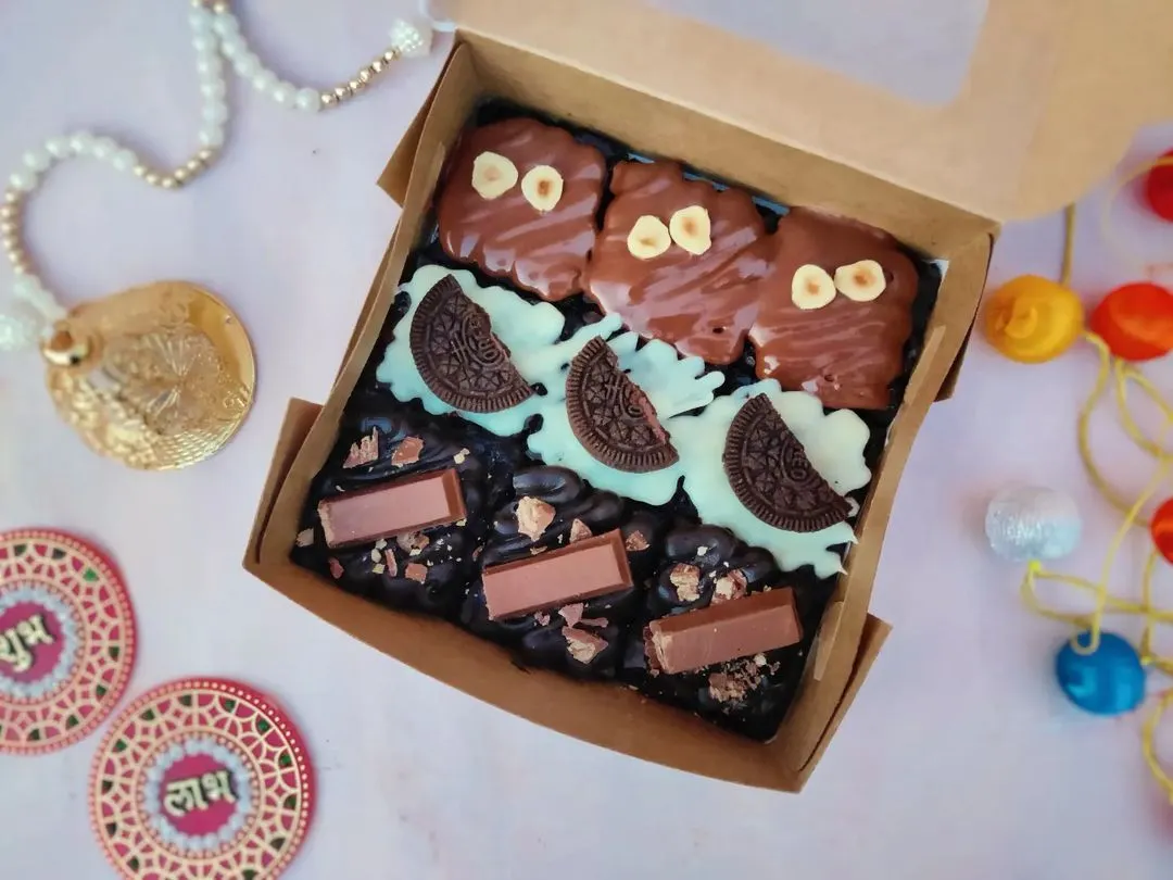 My assorted brownie boxes are perfect for Diwali gifting or just a weekend treat. This box features a trio of my most-loved flavours: fudgy Nutella Hazelnut, creamy White-Choc Oreo, and crunchy KitKat.