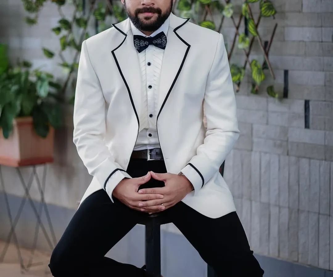 I believe in creating style stories that reflect personality. Here, I styled actor Kshitish Date in a sharp, classic tuxedo with a modern twist, ensuring a look that is both confident and camera-ready for his photoshoot.