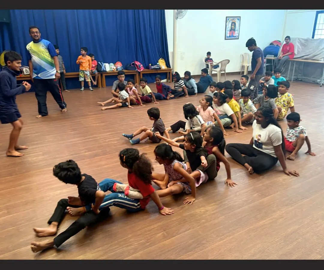 Here's a look at one of our favorite theatre improvisation activities. Students work together in a fun, physical exercise that encourages creativity, spontaneity, and collaboration in a playful, supportive environment.