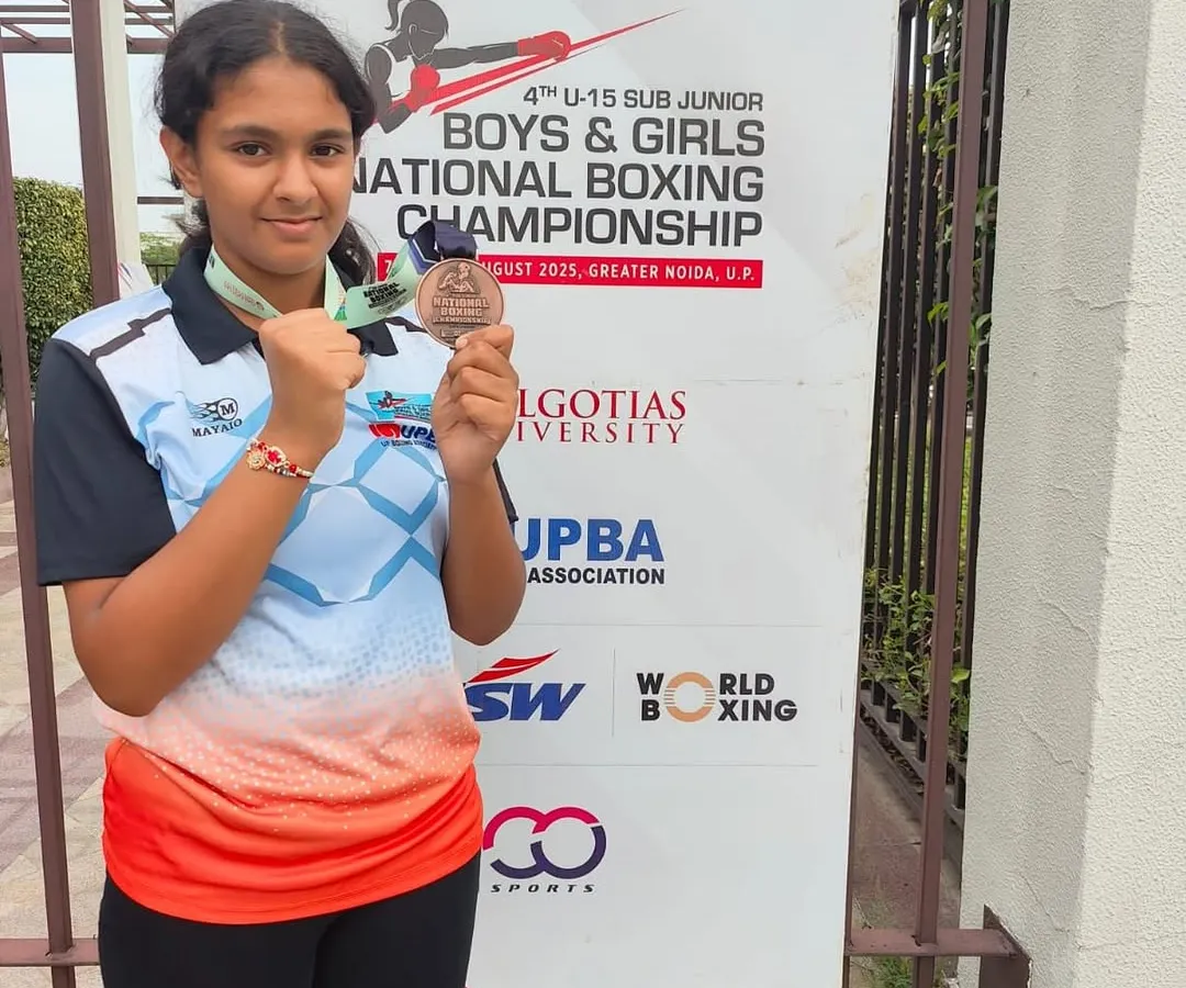 This is what hard work looks like. We are incredibly proud of our student, Ipsa Mehta, showing off her bronze medal from the U-15 Girls National Boxing Championship. Our training prepares young boxers for competitive events at the highest levels.
