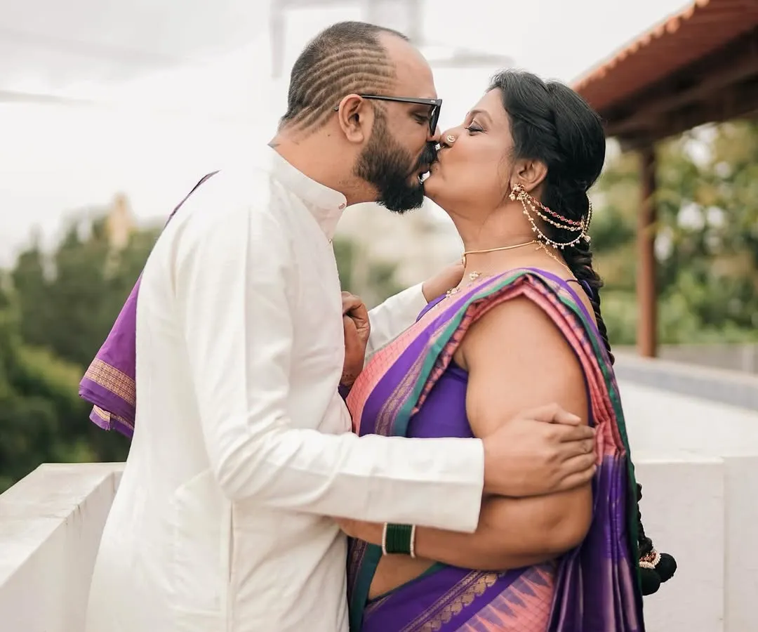 Finding love and celebrating it at 37 was a second chance I embraced with my whole heart. For my wedding, I wanted a look that was traditional yet completely me. This moment captures the joy I help my clients find for their own special days, ensuring you feel beautiful, comfortable, and unapologetically yourself.