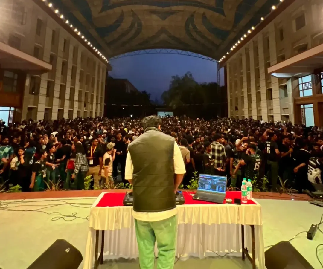 Facing a massive crowd of thousands at Christ University. I thrive on the energy of college fests, connecting with the audience to create a show that becomes the talk of the campus.