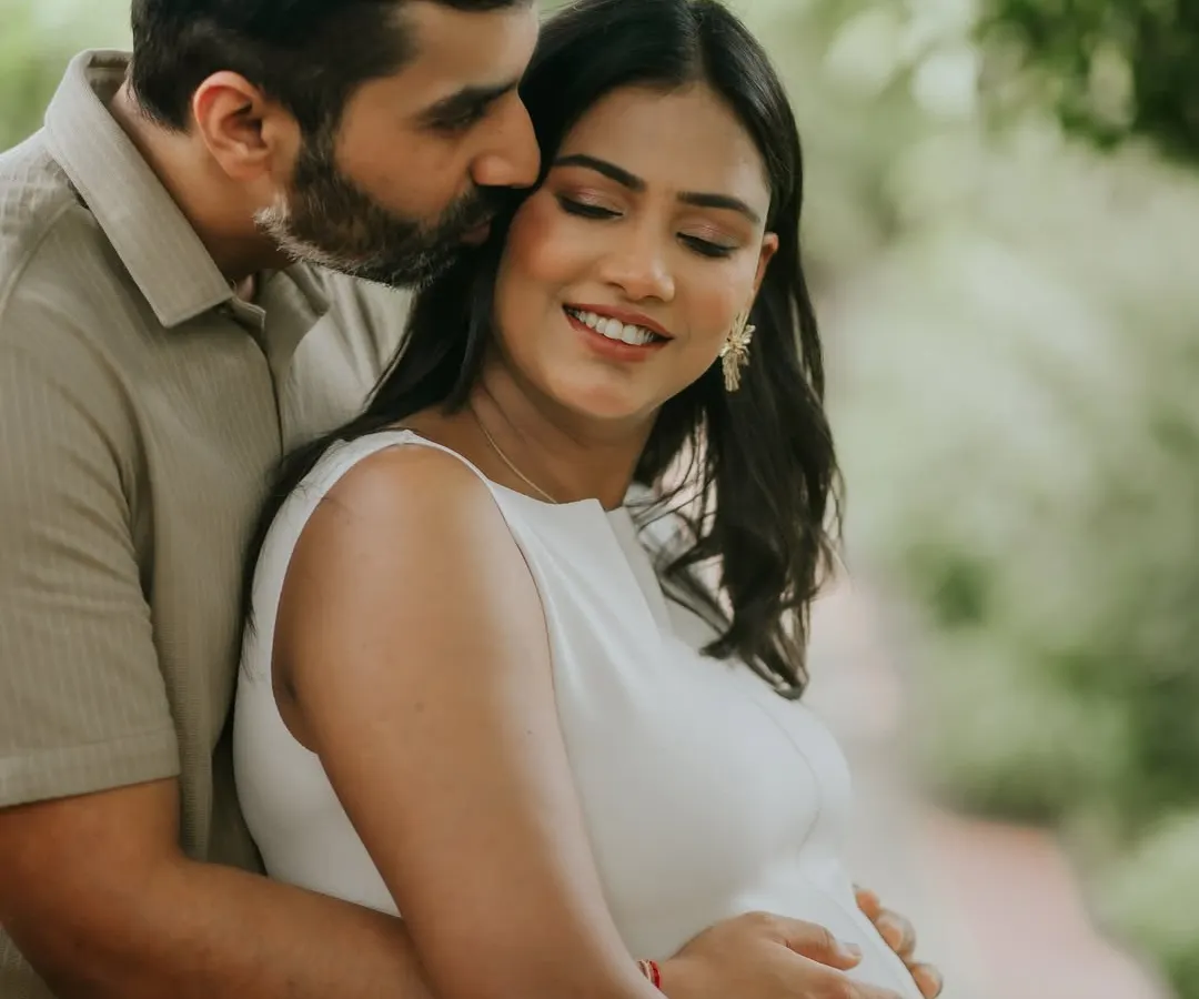A quiet moment for an expecting couple during their outdoor maternity photoshoot in Delhi. I focused on natural light and their gentle connection to capture the peaceful anticipation of parenthood.