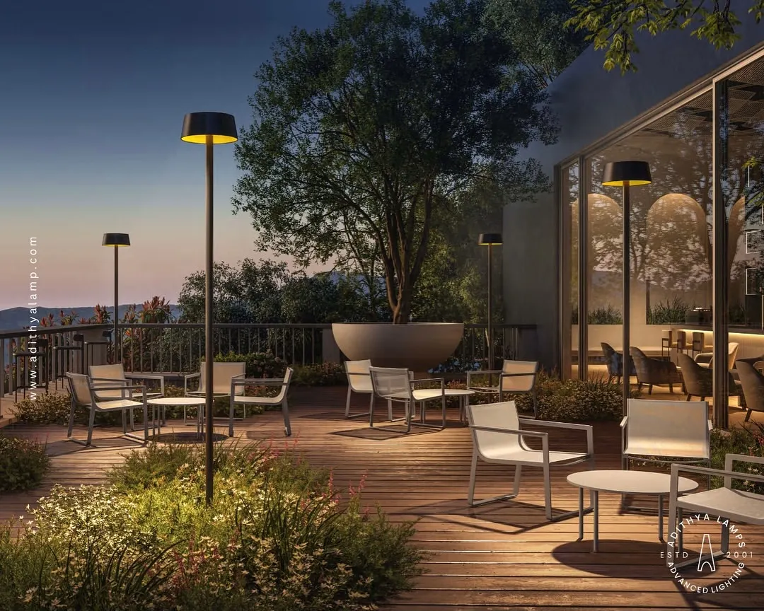 Our solar lamp posts create an elegant and welcoming atmosphere for this commercial terrace. They are an ideal solution for restaurants, cafes, and resorts, offering reliable, all-weather performance and a modern aesthetic that enhances the guest experience.