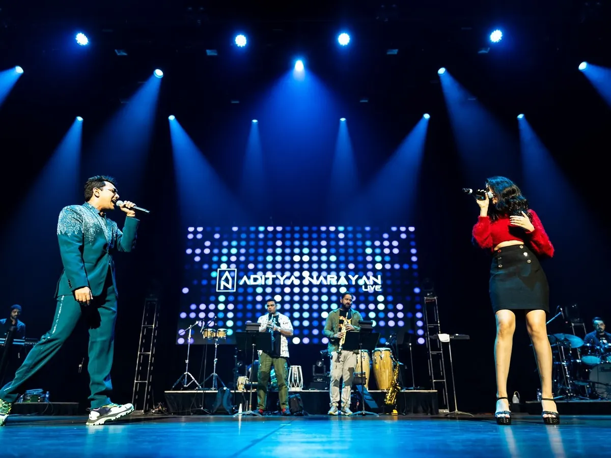Performing on the Bade Miyan Chhote Miyan US Tour with Aditya Narayan and a full band. This is the kind of energy I bring for large-scale events, perfect for a Bollywood live band at a wedding reception or corporate gala.