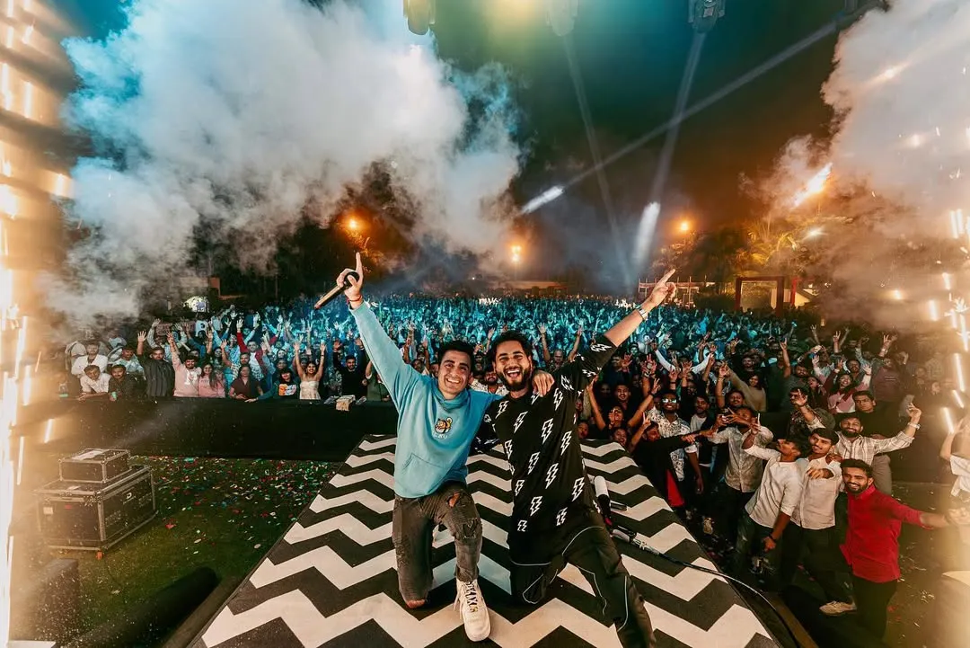 Nothing beats the energy of a live crowd. Here we are with our man DJ Shaan, taking in the incredible vibe from the AfterLifeFam in Ahmedabad. This is what a high-energy, interactive DJ show is all about.