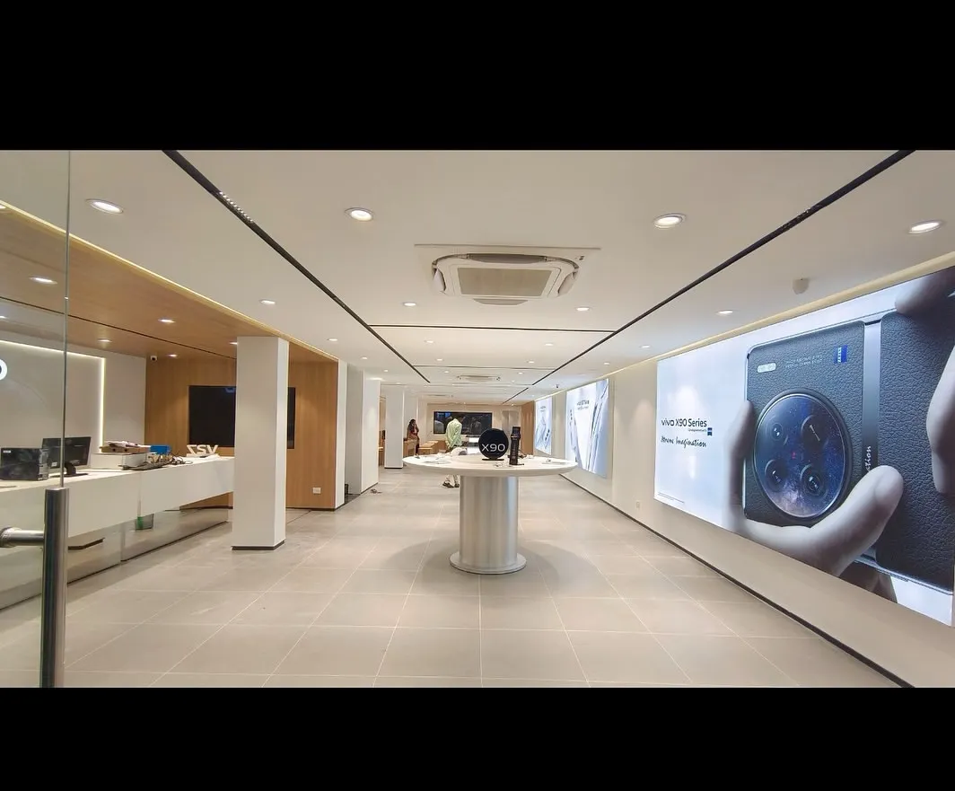 This is a completed retail showroom we delivered for a major electronics brand. Our commercial designs focus on creating a clean, immersive brand experience that is both visually striking and highly functional for customer interaction.