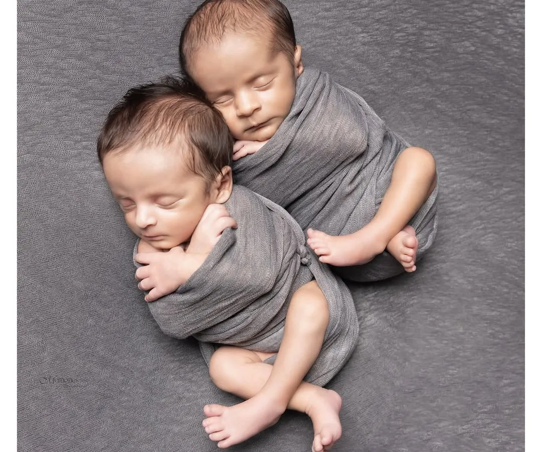 Double the joy, double the love. As a specialist in newborn twin photography, I focus on capturing the incredible, unspoken bond between two little souls, creating a memory you'll treasure forever.