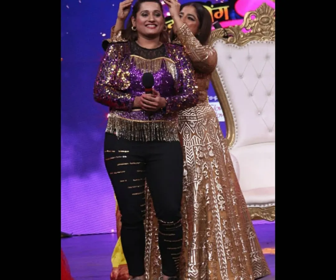 A moment I will never forget, being crowned the 2nd Runner Up on Zee Marathi's 'Dancing Queen'. This journey proved to me that with passion and hard work, you can achieve anything. It was an honor to be recognized by the incredible Sonalee Kulkarni and RJ Malishka.