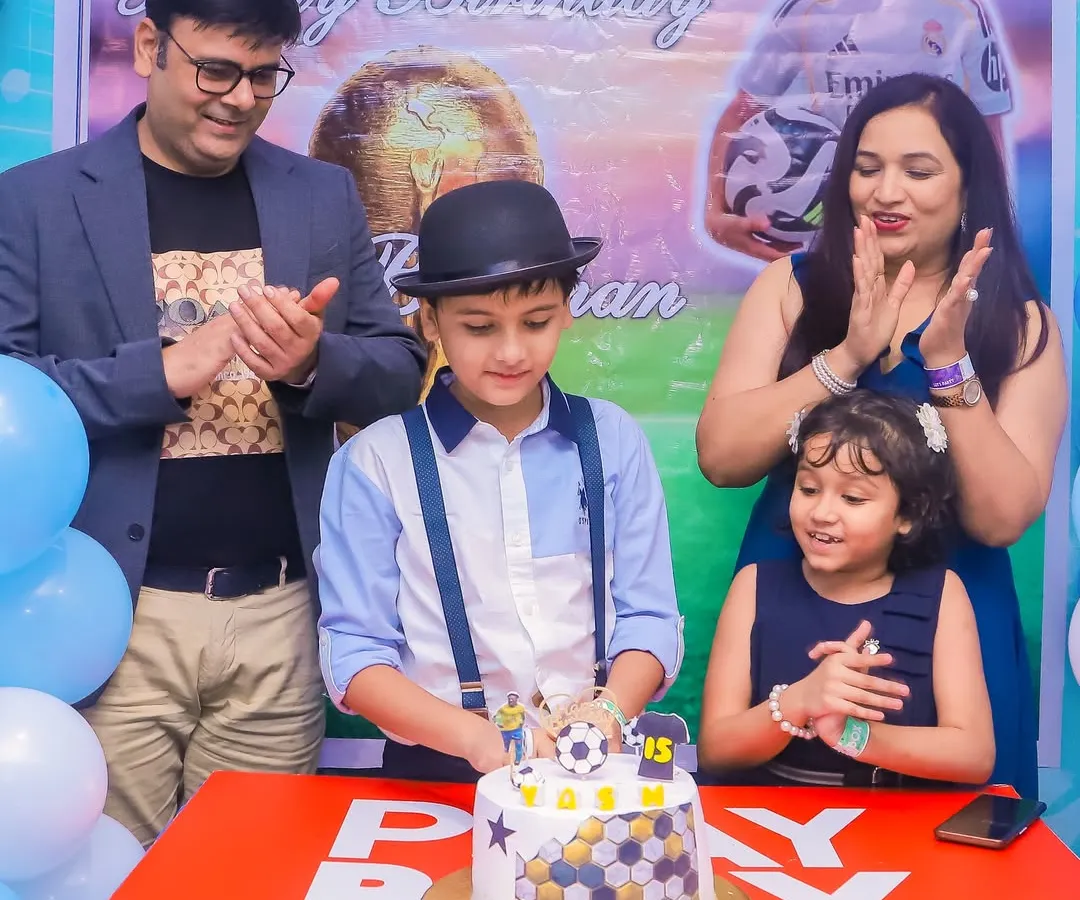 A picture perfect birthday moment for a young football fan. We handle everything from the themed cake and backdrop to the party games, so you can relax and celebrate with your family.