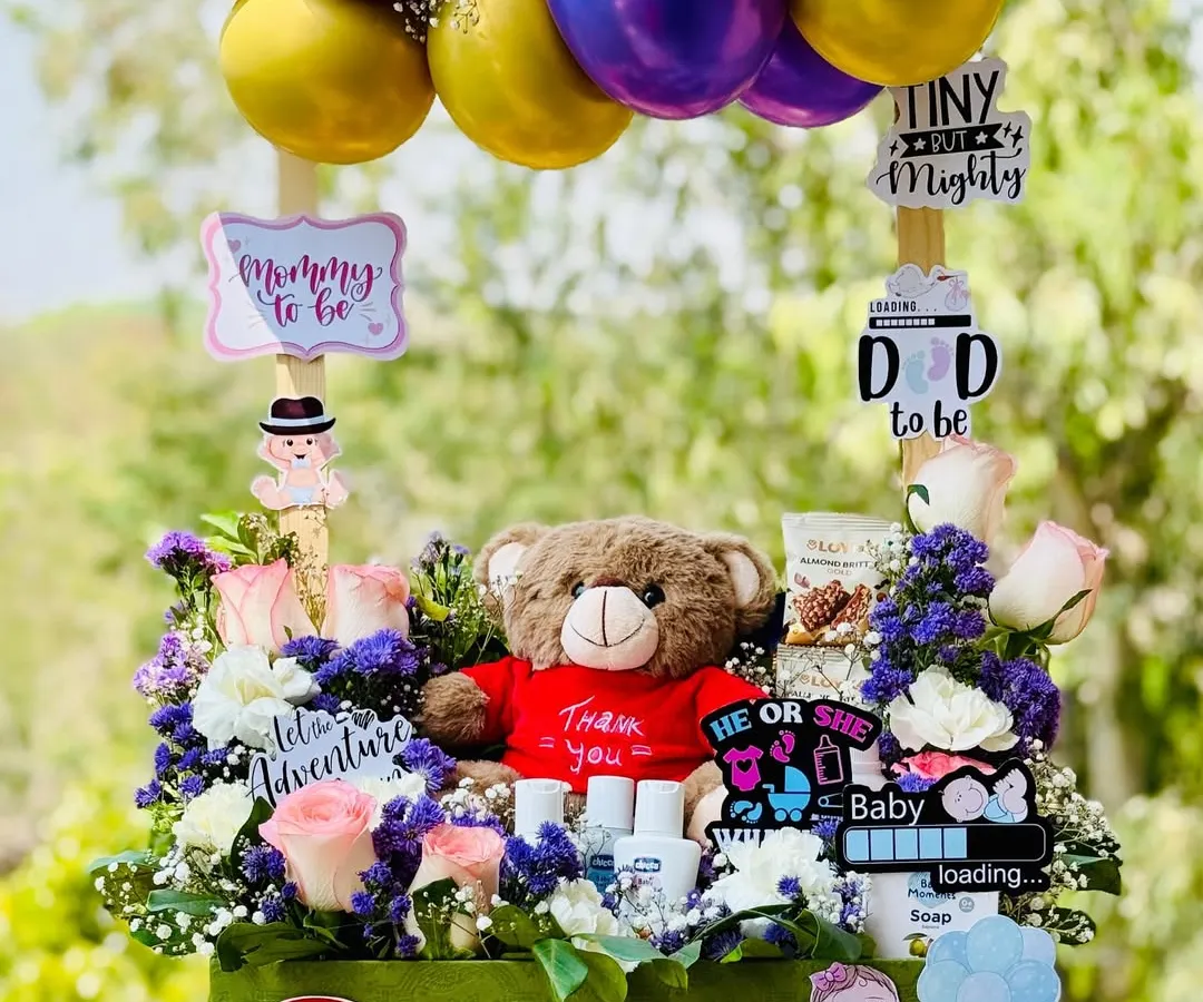 I love creating gifts for new parents, and this "Dad to be" hamper is a special one. It’s packed with goodies and thoughtful items to celebrate his journey into fatherhood, making him feel just as pampered as the mom-to-be.