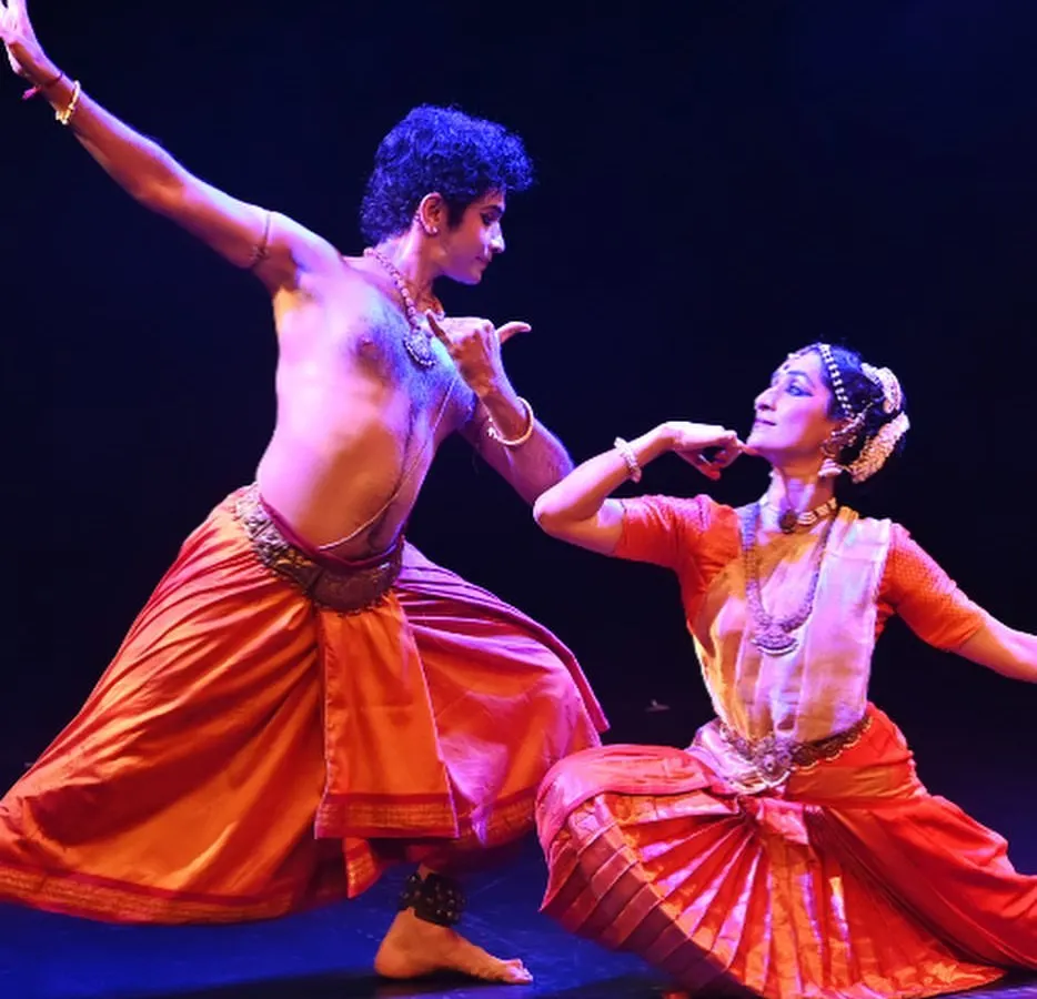 A dynamic moment from 'Converse', my duet production with Pavitra Krishna Bhat. Here, we explore the dialogue between two distinct classical styles, Bharatanatyam and Kuchipudi, finding harmony in their contrasting energies.