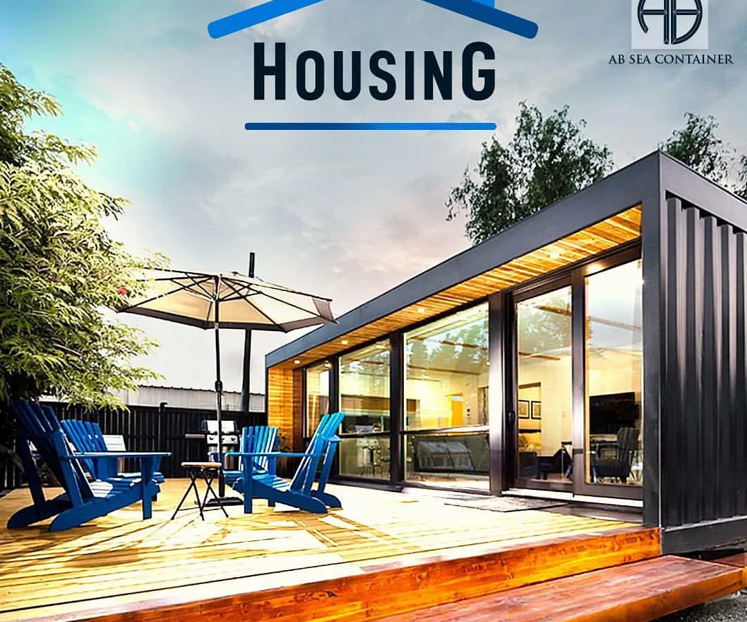 We design aspirational and modern container homes that blend style with sustainability. This 3D render shows a concept for a single-family residence featuring expansive glass, clean lines, and seamless indoor-outdoor living.