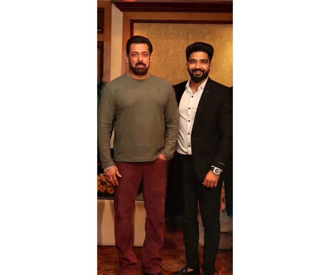 It was an honor to perform for Being Human and the bhaijaan himself, Salman Khan. I thrive in high-pressure environments and deliver a seamless experience for celebrity and corporate events.