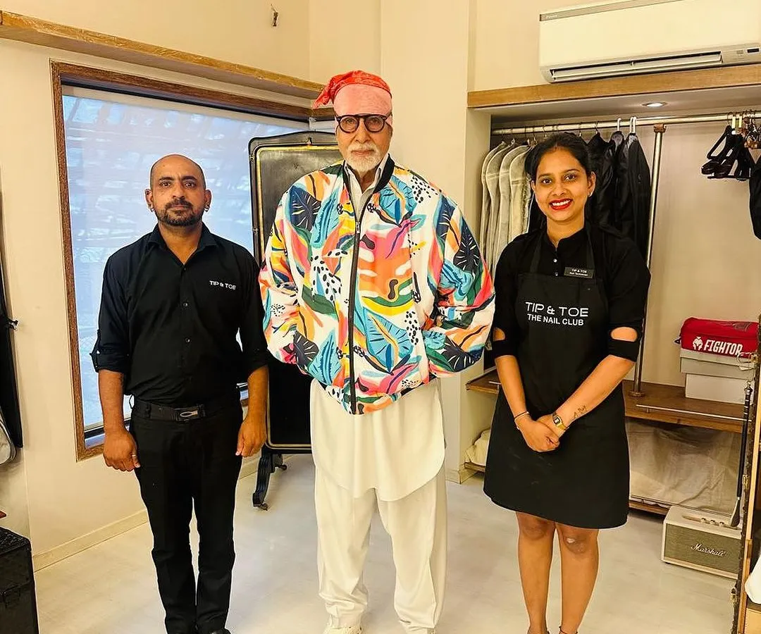 It was an honor to provide a world-class relaxation experience for the legend, Mr. Amitabh Bachchan. We believe everyone, including icons, deserves a moment of pampering and care.