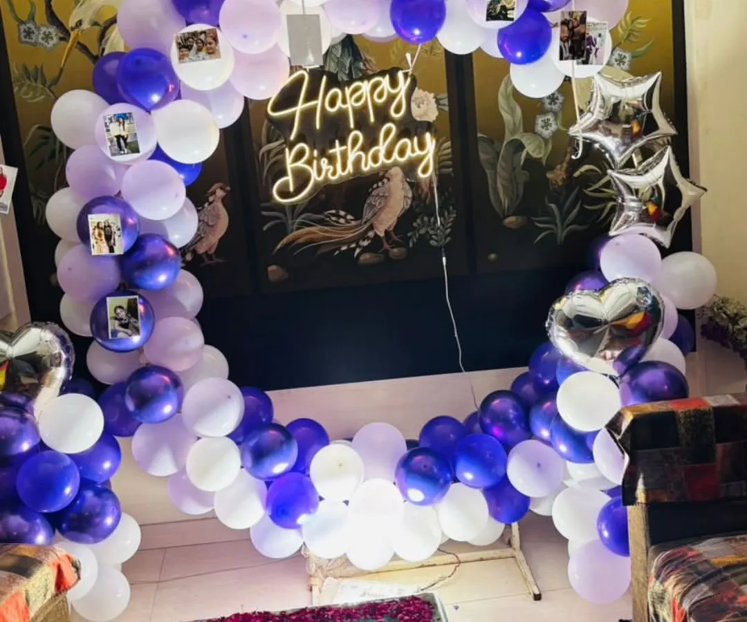 To make this 18th birthday extra special, I created a large circular balloon arch and personalized it by attaching cherished photo memories. It’s a beautiful backdrop for photos and makes the celebration feel deeply personal.