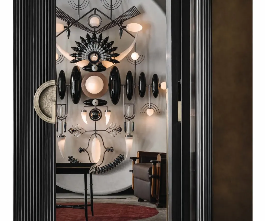 This is the pièce de résistance of the Aria project. We designed the space around this majestic Totem light installation, creating a focal point that is both a source of light and a piece of sculptural art. The fluted sliding doors open to reveal this dramatic centerpiece.
