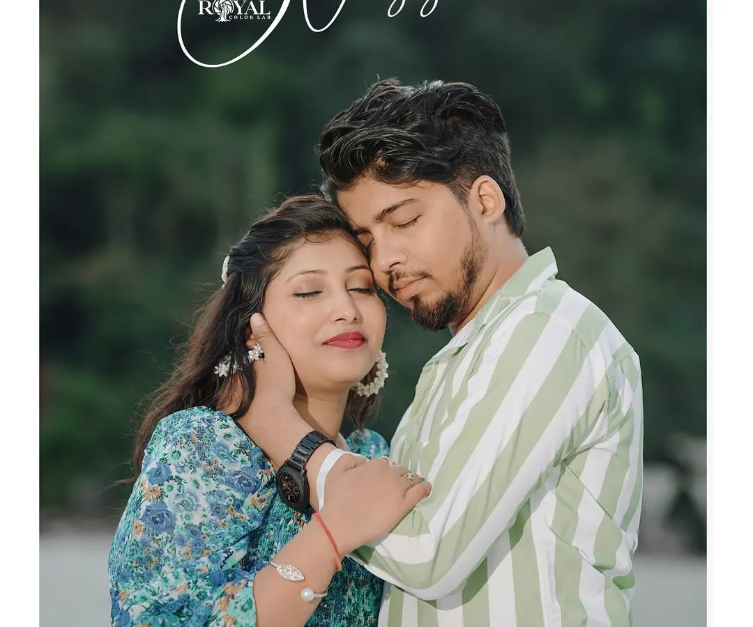 Beyond the epic shots, my focus is on the quiet, intimate connection between you and your partner. This tender moment captures the love and anticipation that defines the journey to parenthood.