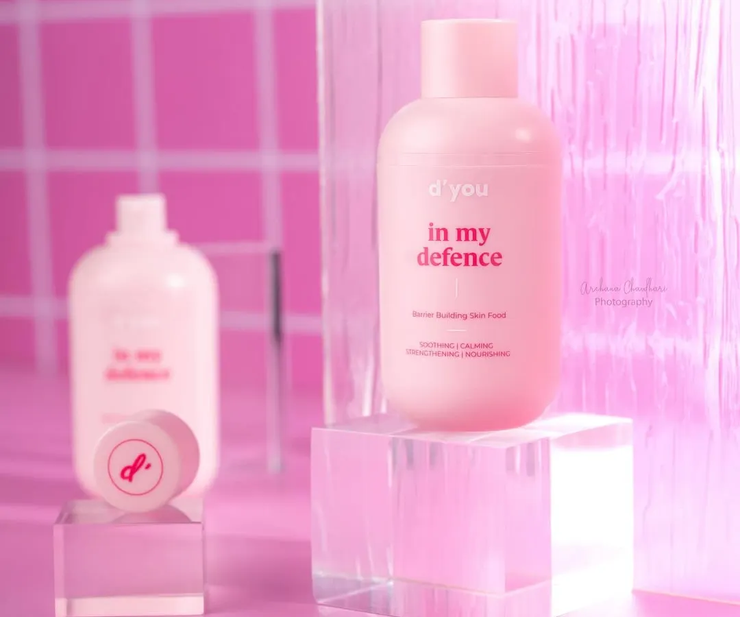 A clean and vibrant shot for a skincare brand. I used bold, monochrome props and lighting to make the product's simple packaging pop, creating a modern and fresh look for this beauty product.