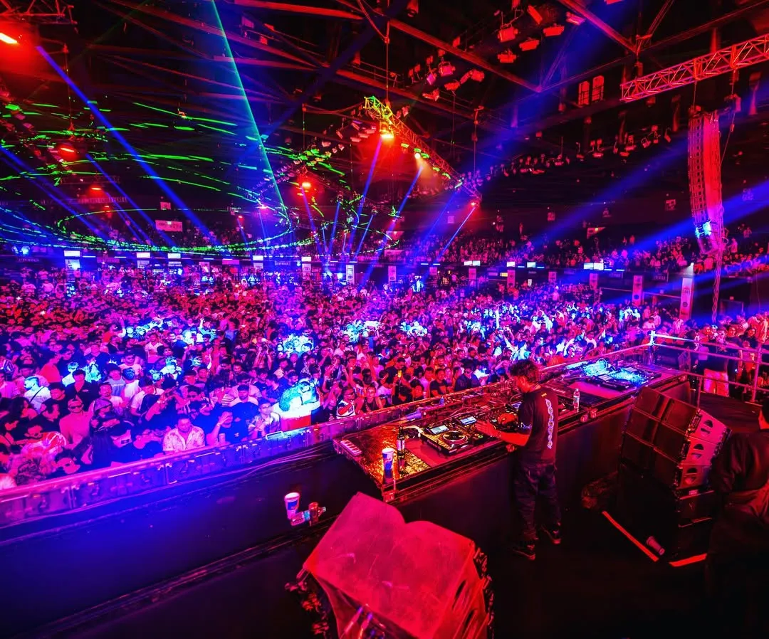 The connection with the crowd is everything. This is my view from the console, seeing thousands of you lost in the music, with the lights and lasers painting the sky. It’s a truly priceless feeling that I bring to every large scale event and arena show.