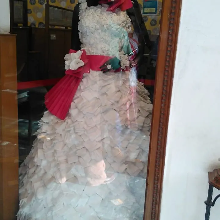 We challenge our students to think beyond traditional fabrics. This stunning gown, meticulously crafted entirely from tissue paper, is a testament to the innovation and resourcefulness we encourage in our design workshops.