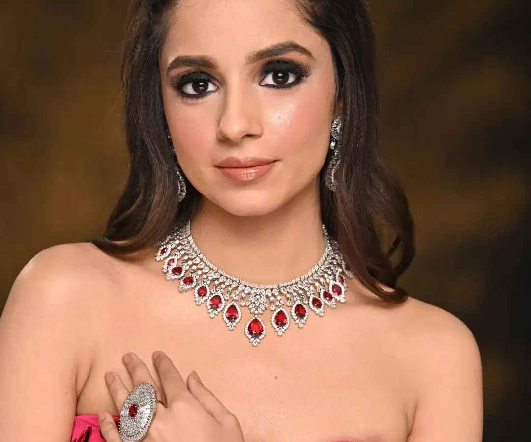 For the love of drama! I created this intense black smokey eye to perfectly complement a bold, red sequin lehenga. This is the ideal look for a cocktail party or reception night when you want all eyes on you.