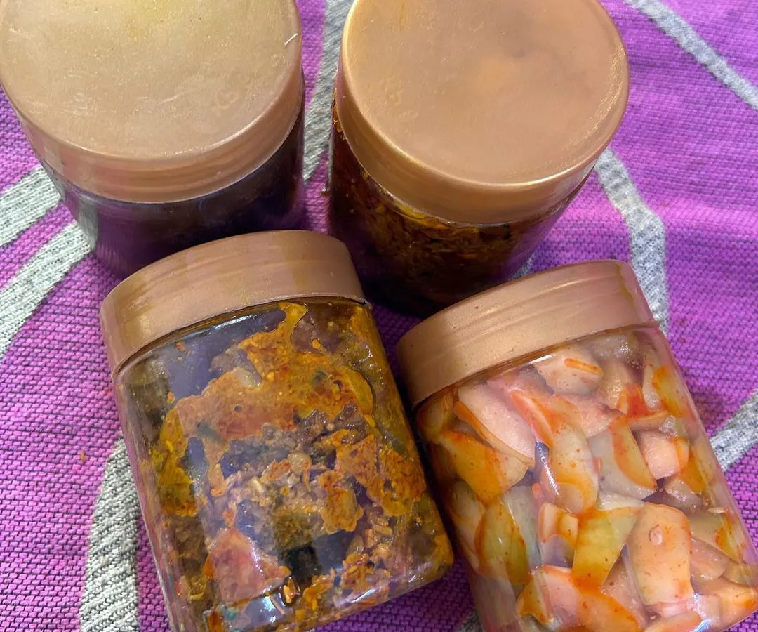 Want to try a little bit of everything? You can build your own snack pack by choosing any four of my homemade pickles. These 200gm jars are great for tasting different flavours or for gifting a taste of home.