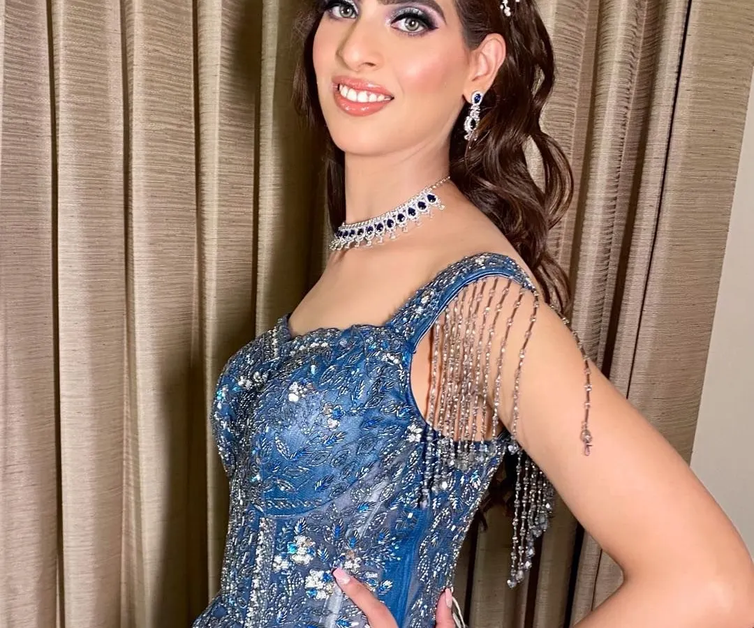 Bringing the drama for a cocktail night! This look features a bold, smokey blue eye that perfectly matches the client's stunning gown, paired with a flawless base and a subtle lip to let the eyes do all the talking.
