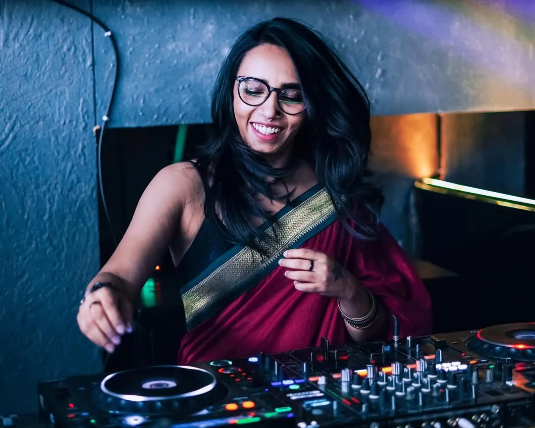 Being an artist is about expressing who you are. For me, that often means blending my culture with my music. This is the energy and passion I bring to my workshops, helping you find and share your own unique voice.