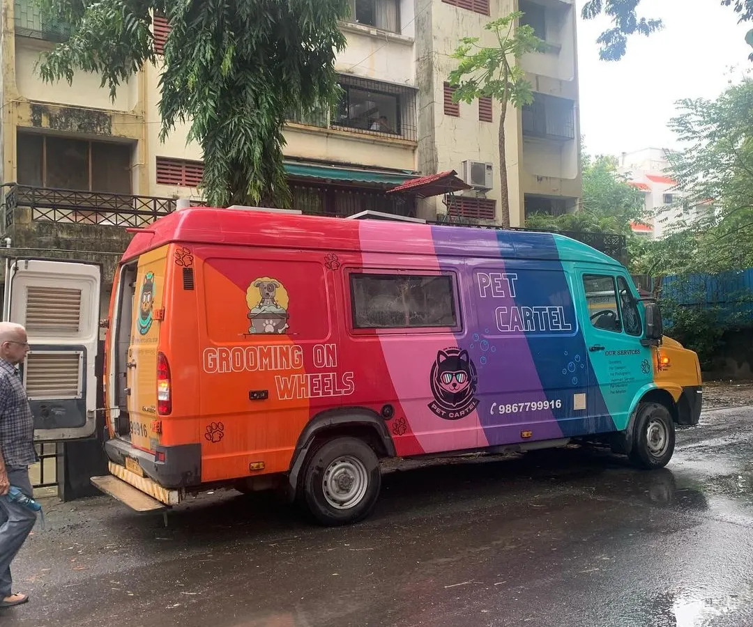 You can't miss us! Our colorful "Grooming on Wheels" van is a fully equipped pet spa, ready to park outside your home in Bengaluru, Mumbai, or Hyderabad. This is convenience at its best.