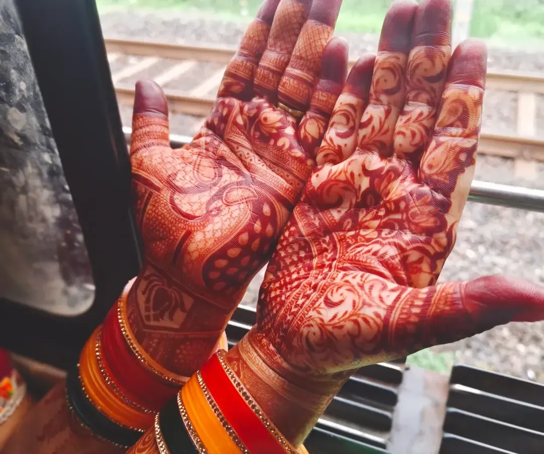 The true beauty of mehndi is in the rich, dark stain it leaves behind. I use only 100% natural and chemical-free henna paste to guarantee this deep, beautiful color for every client. This is the result of a traditional bridal design after the paste has been removed.