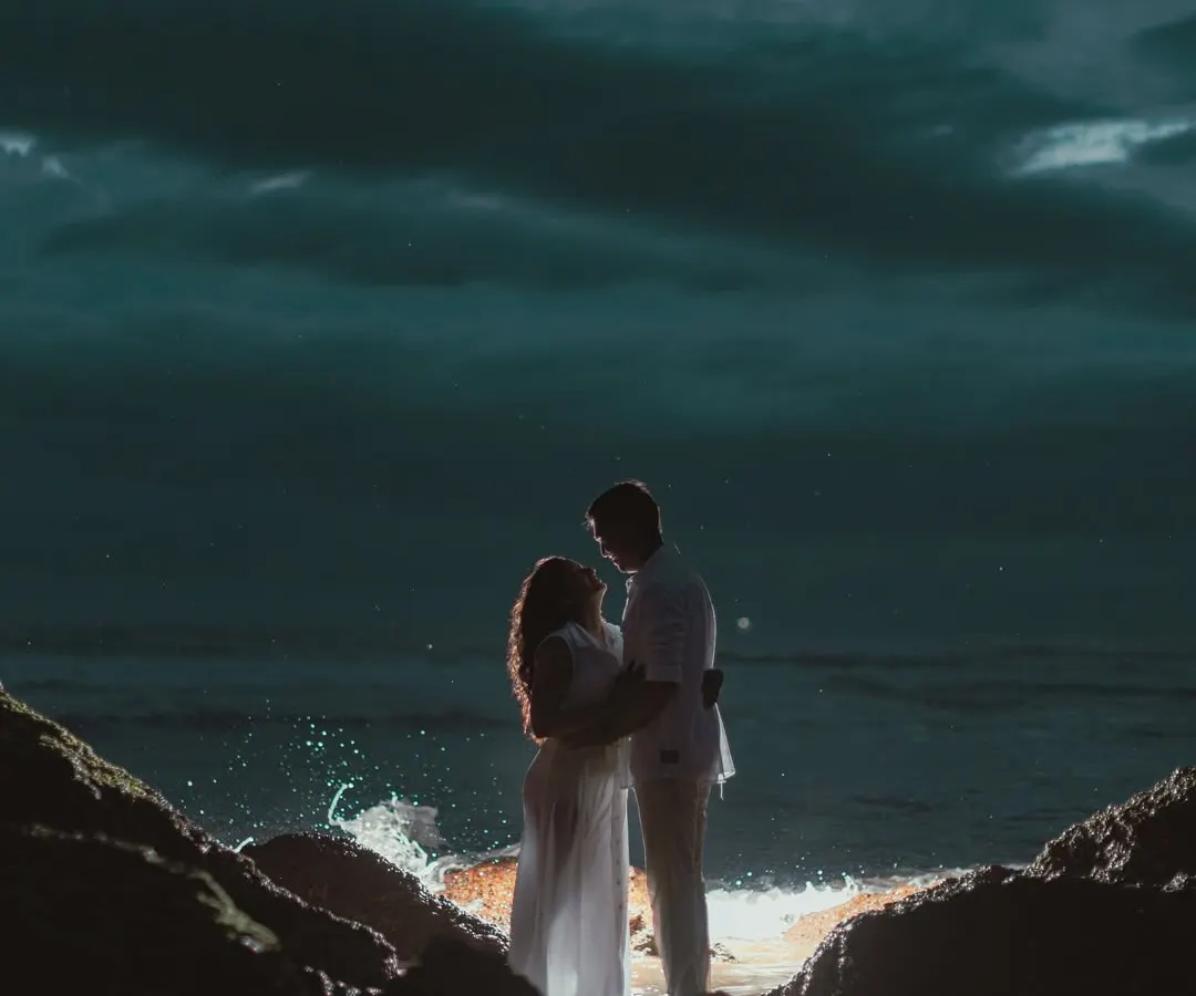 We believe the most dramatic moments often happen after sunset. Using creative lighting against the crashing waves in Goa, we crafted this powerful, cinematic portrait that feels like a scene from a movie.